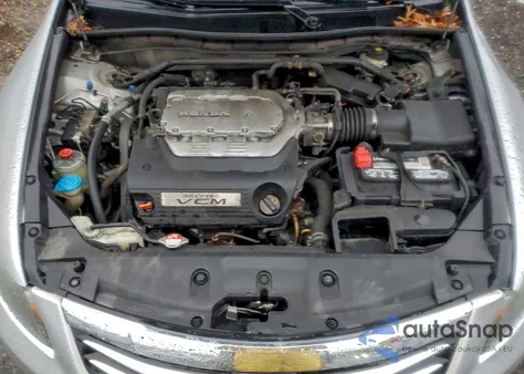 2011 Honda Accord Exl z USA, uszkodzony, nr VIN 1HGCP3F80BA019833